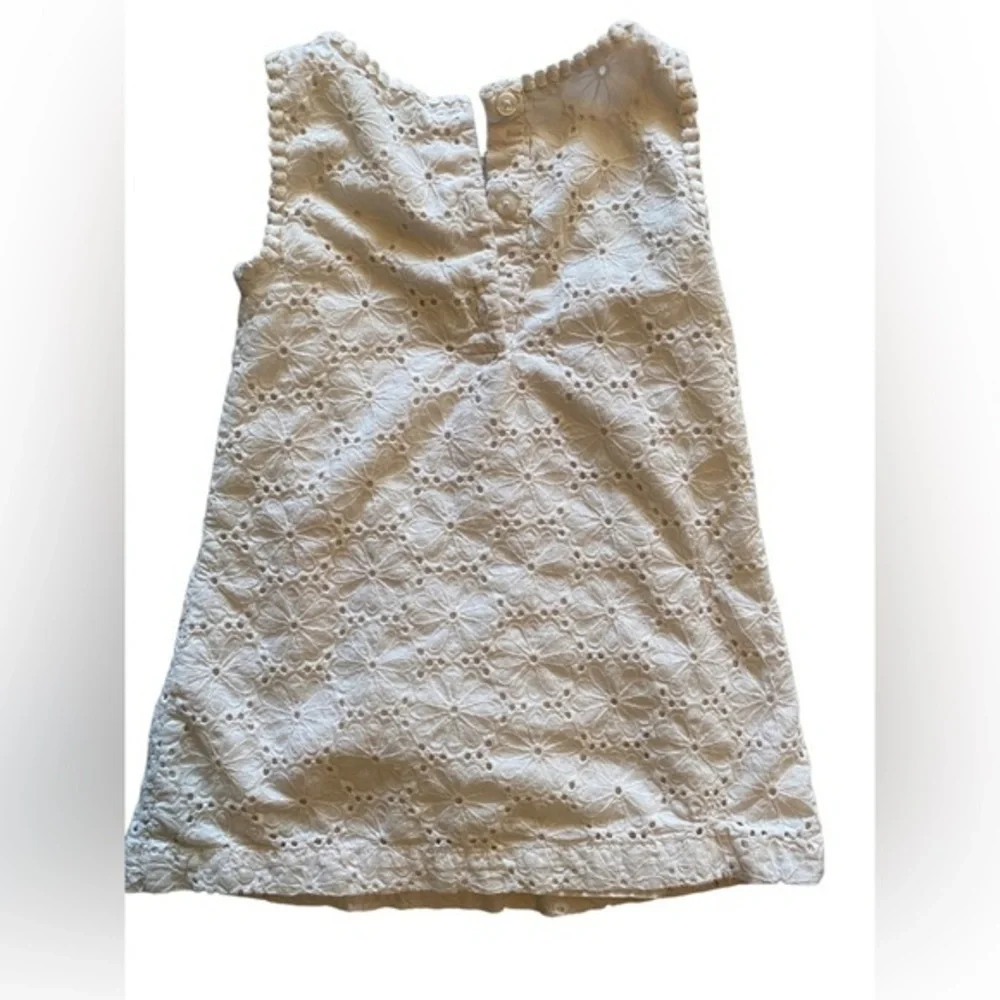 Oshkosh girls white dress. Floral. Size 3t.